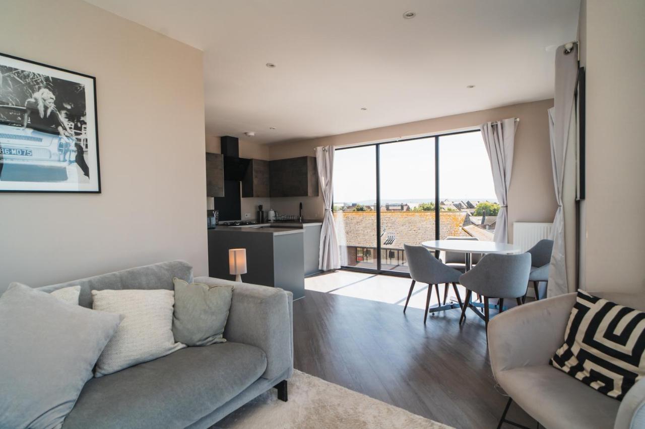 Penthouse - Harbour Views Appartement Poole Buitenkant foto