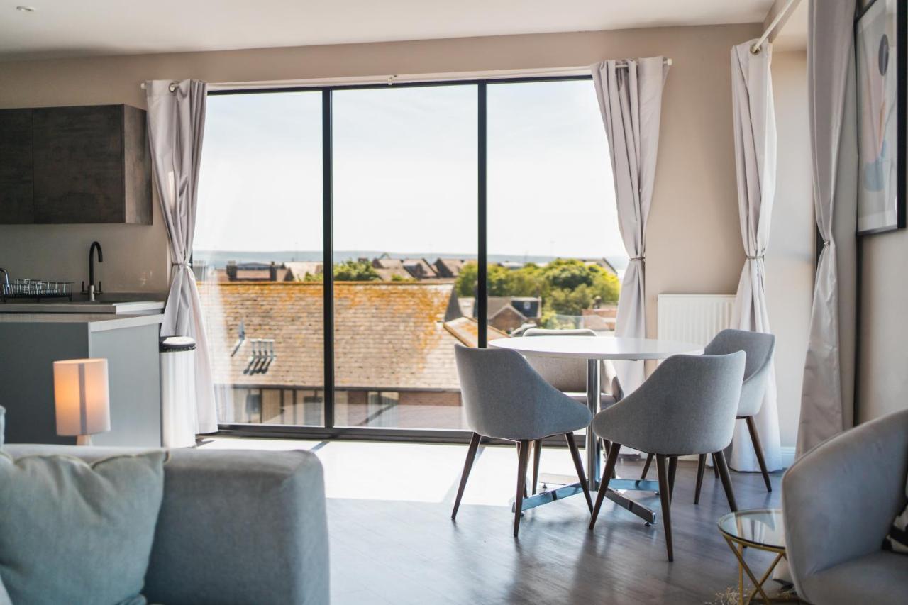 Penthouse - Harbour Views Appartement Poole Buitenkant foto