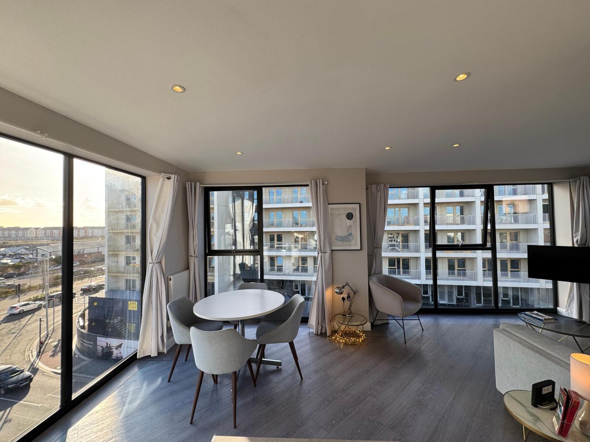 Penthouse - Harbour Views Appartement Poole Buitenkant foto
